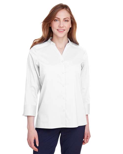 Devon & Jones DG560W Ladies' Crown  Collection Stretch Broadcloth 3/4 Sleeve Blouse #color_WHITE
